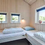 Strandskaden Xii Romo